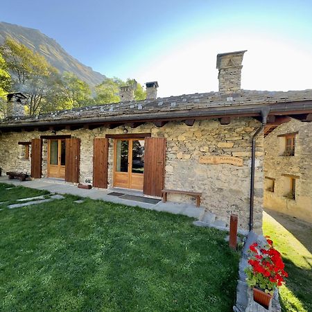 La Mizoun De Marguerito - Appartamento Genziana Chiappera Exteriér fotografie