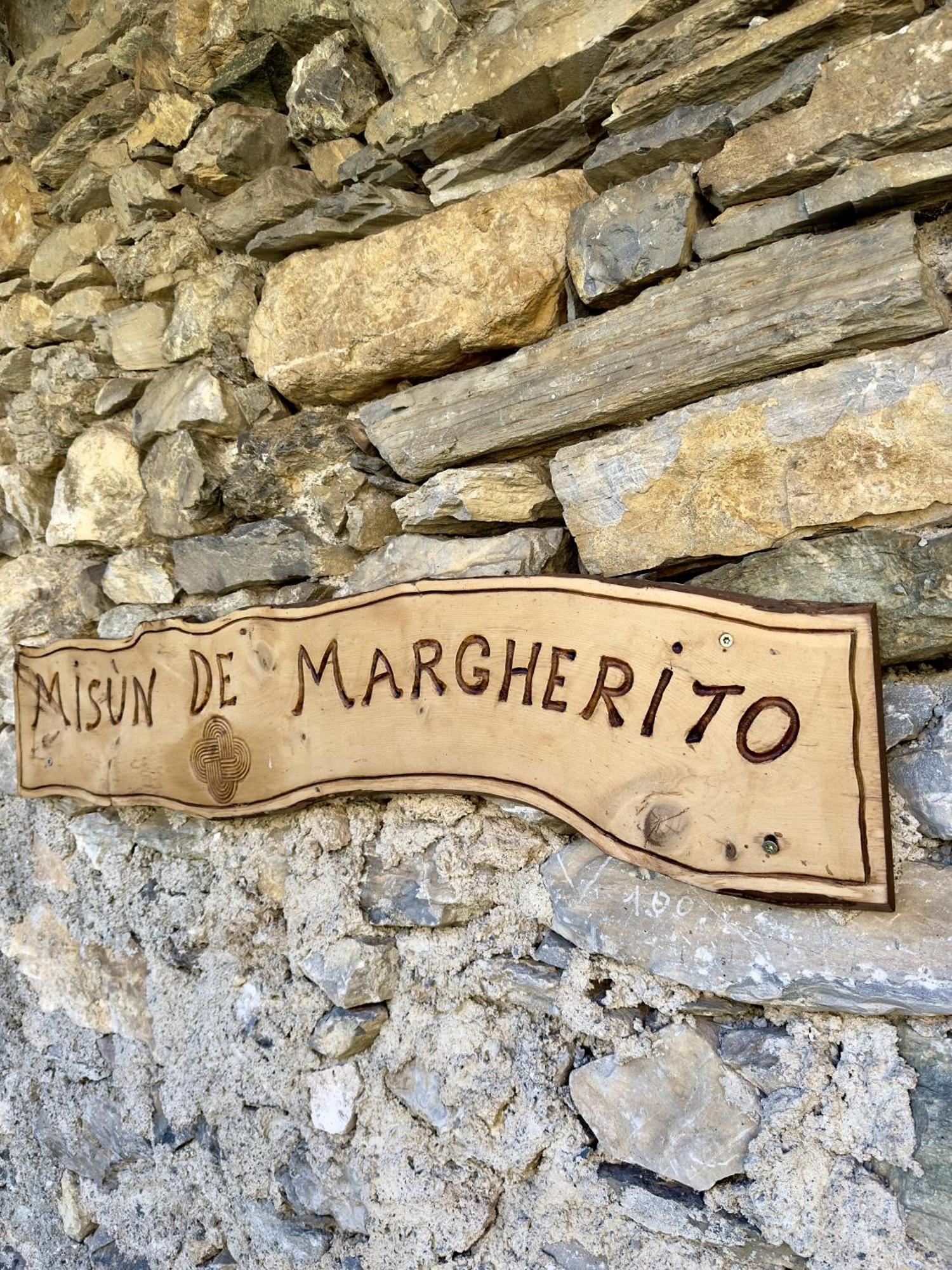 La Mizoun De Marguerito - Appartamento Genziana Chiappera Exteriér fotografie